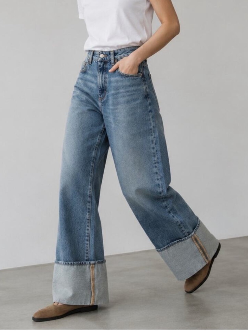 Icon Denim Mid Rise Wide Leg Cuffed Kiki Jean in Smoke Blue